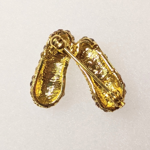 🆕‼️Swarovski Pin 👯♂️✨ - Picture 5 of 5